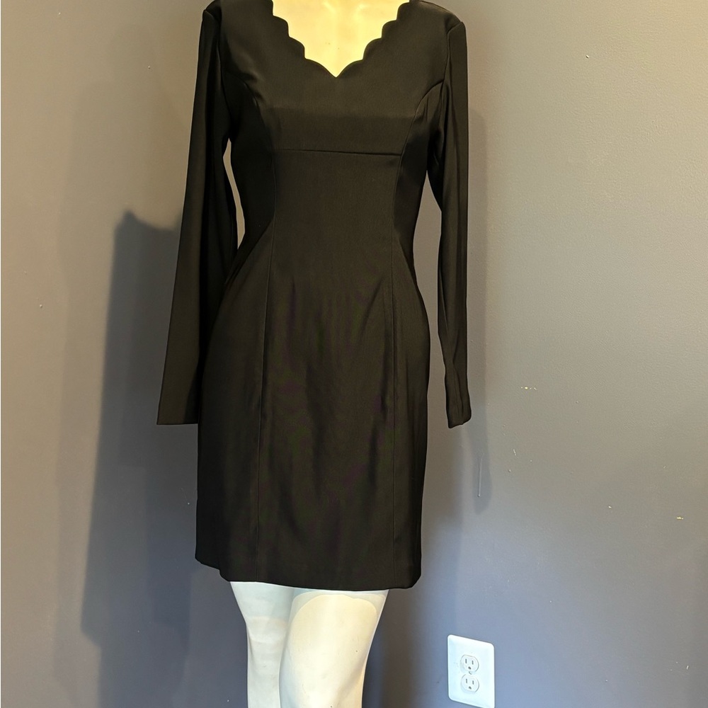 Hugo Buscati Black Sheath Dress Sweetheart Neckline